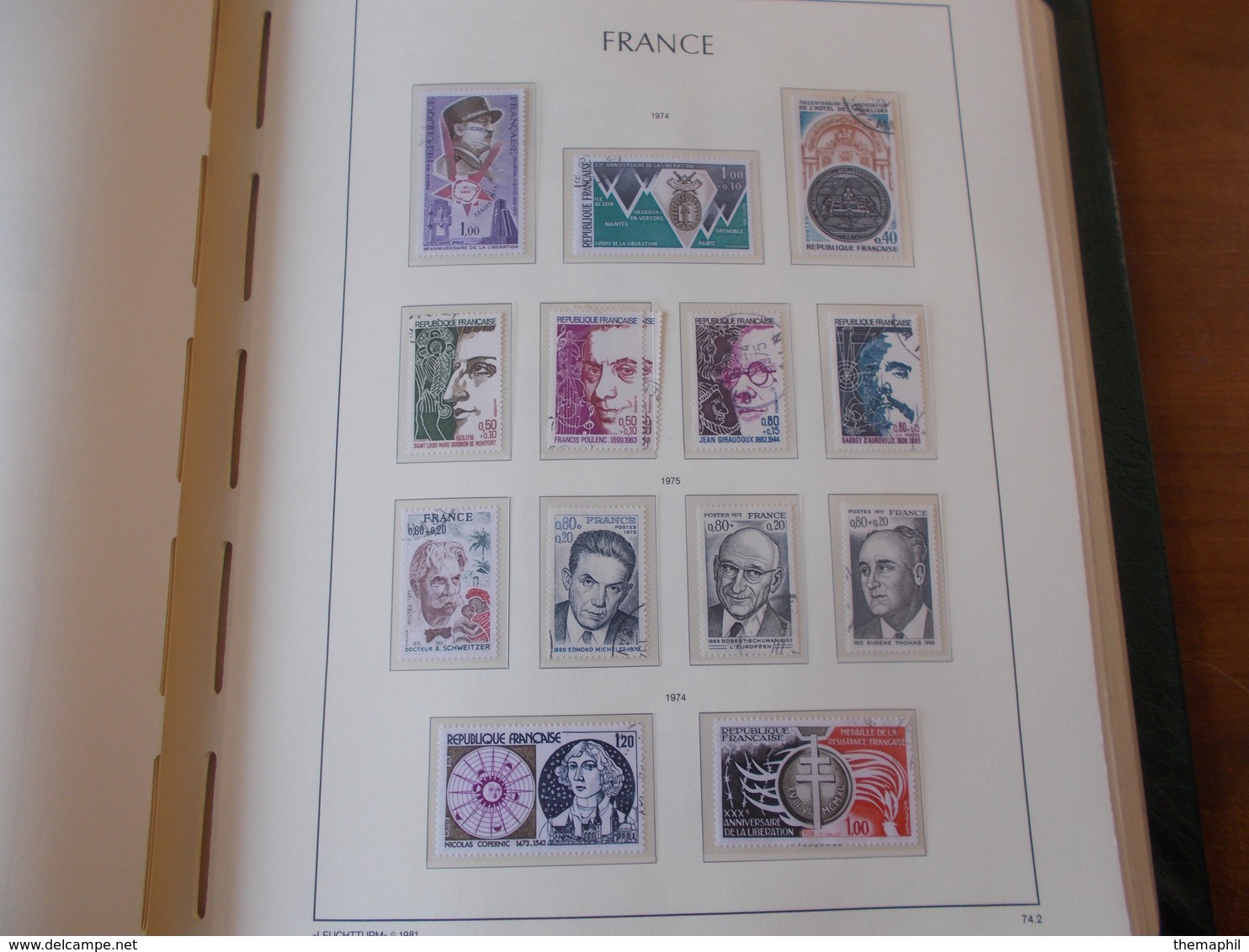 lot n° 330 FRANCE une collection dans un album leuchtturm 1966 / 1984  tous obl.  .  no paypal