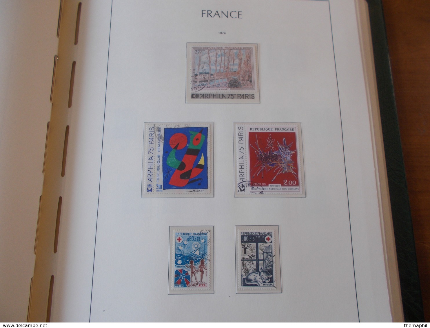 lot n° 330 FRANCE une collection dans un album leuchtturm 1966 / 1984  tous obl.  .  no paypal