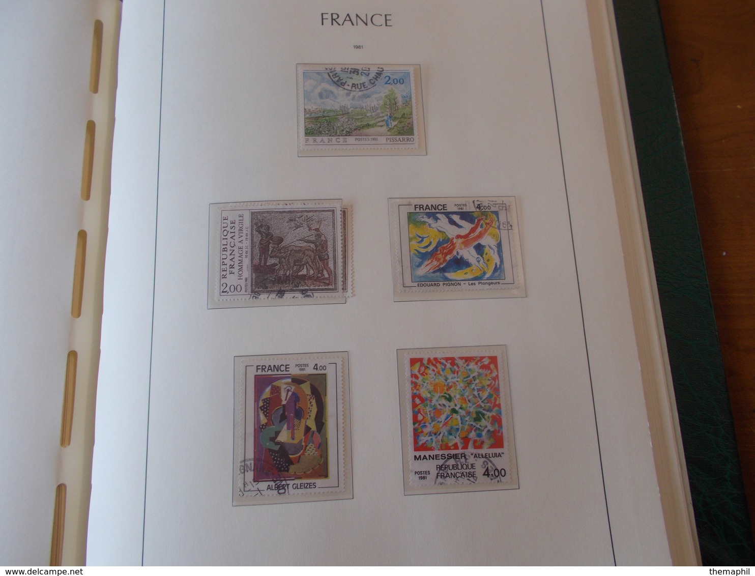 lot n° 330 FRANCE une collection dans un album leuchtturm 1966 / 1984  tous obl.  .  no paypal