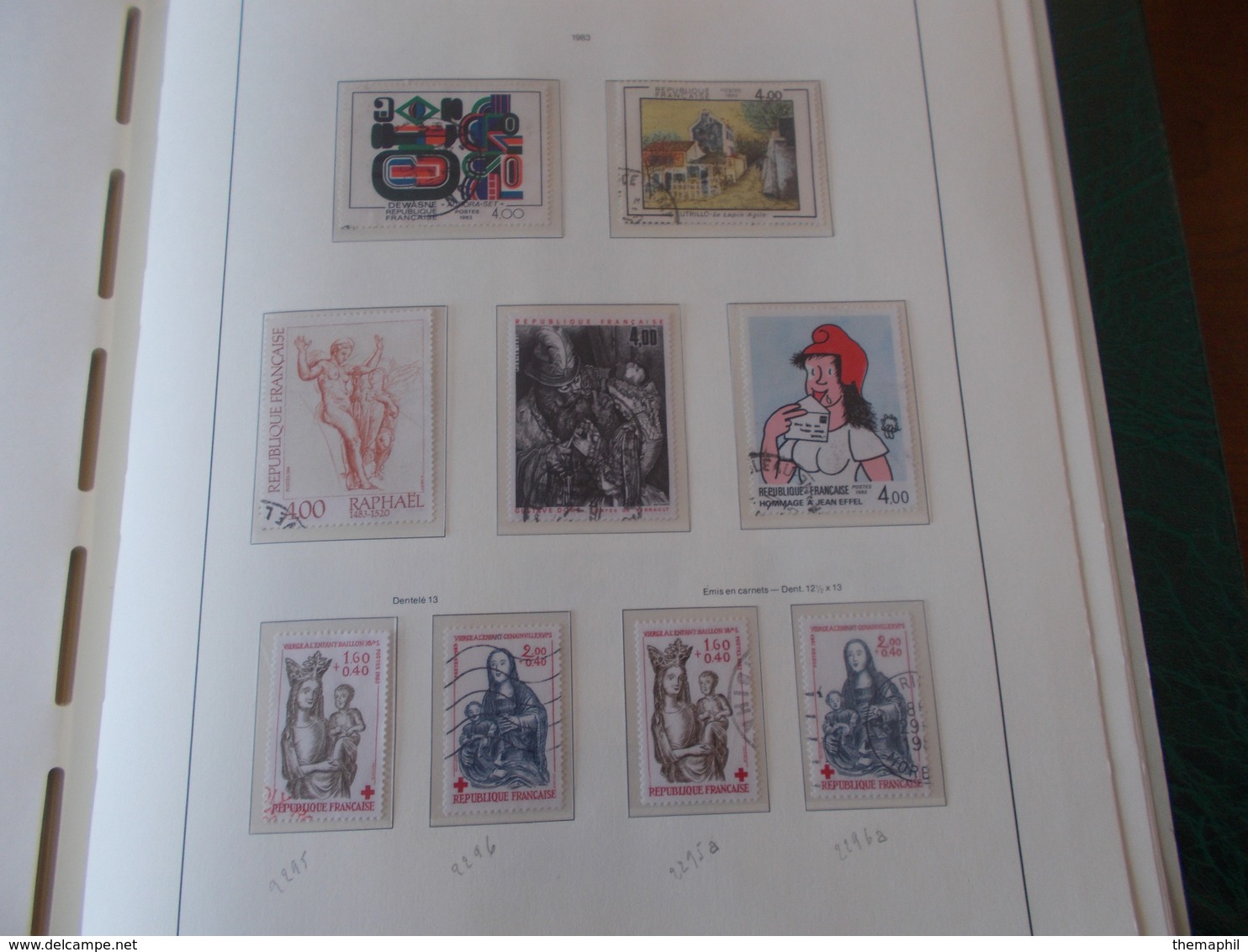 lot n° 330 FRANCE une collection dans un album leuchtturm 1966 / 1984  tous obl.  .  no paypal