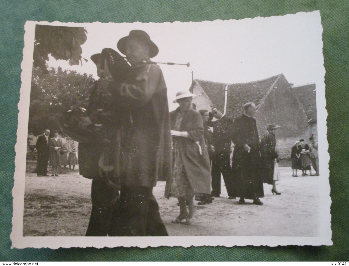 NEONS-SUR-CREUSE - Mariage De Robert PANNIER Et Geneviève AUBERT - Le Cortège - Autres & Non Classés