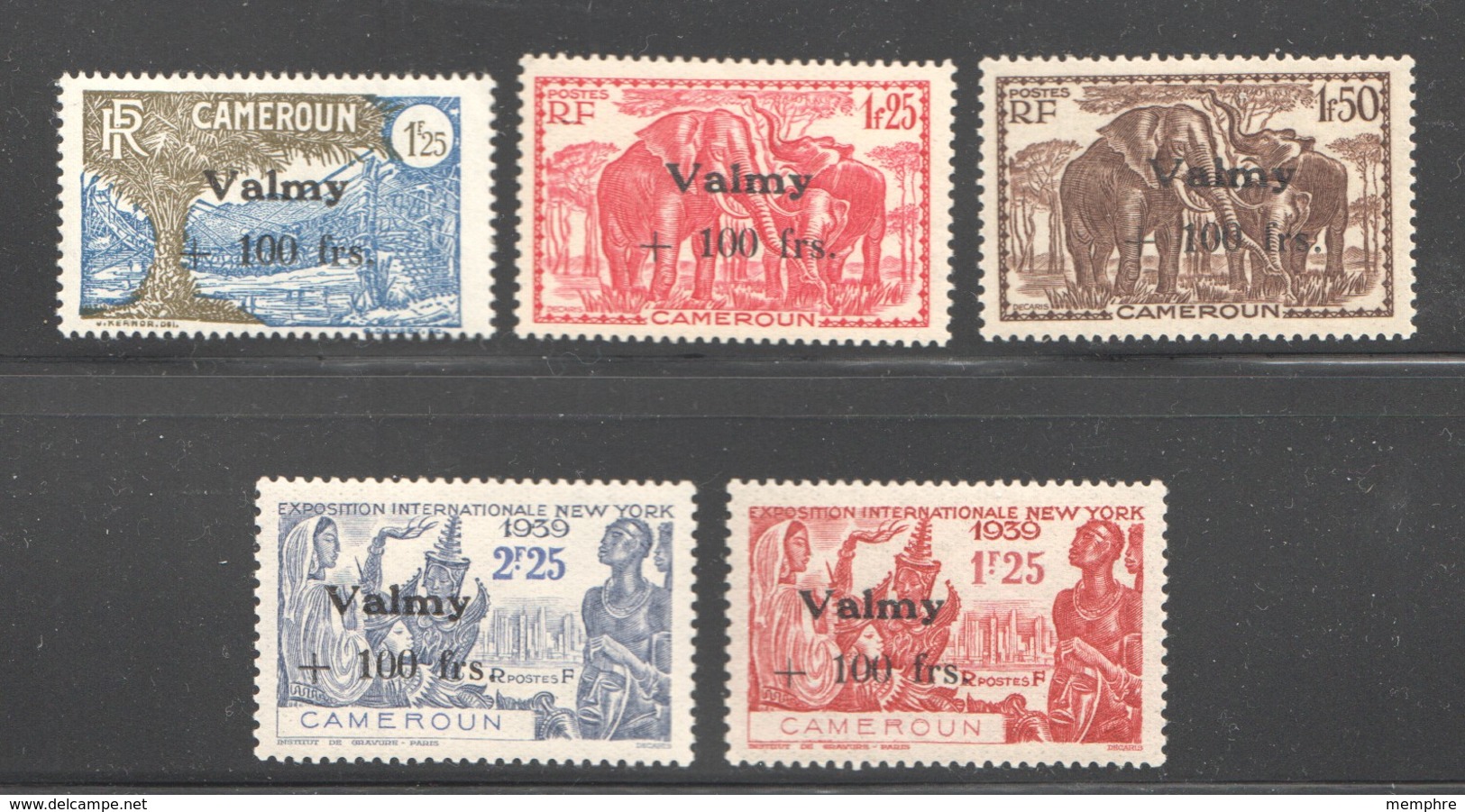 1943 - Série Valmy  Très Légères Traces De Charnières - Unused Stamps