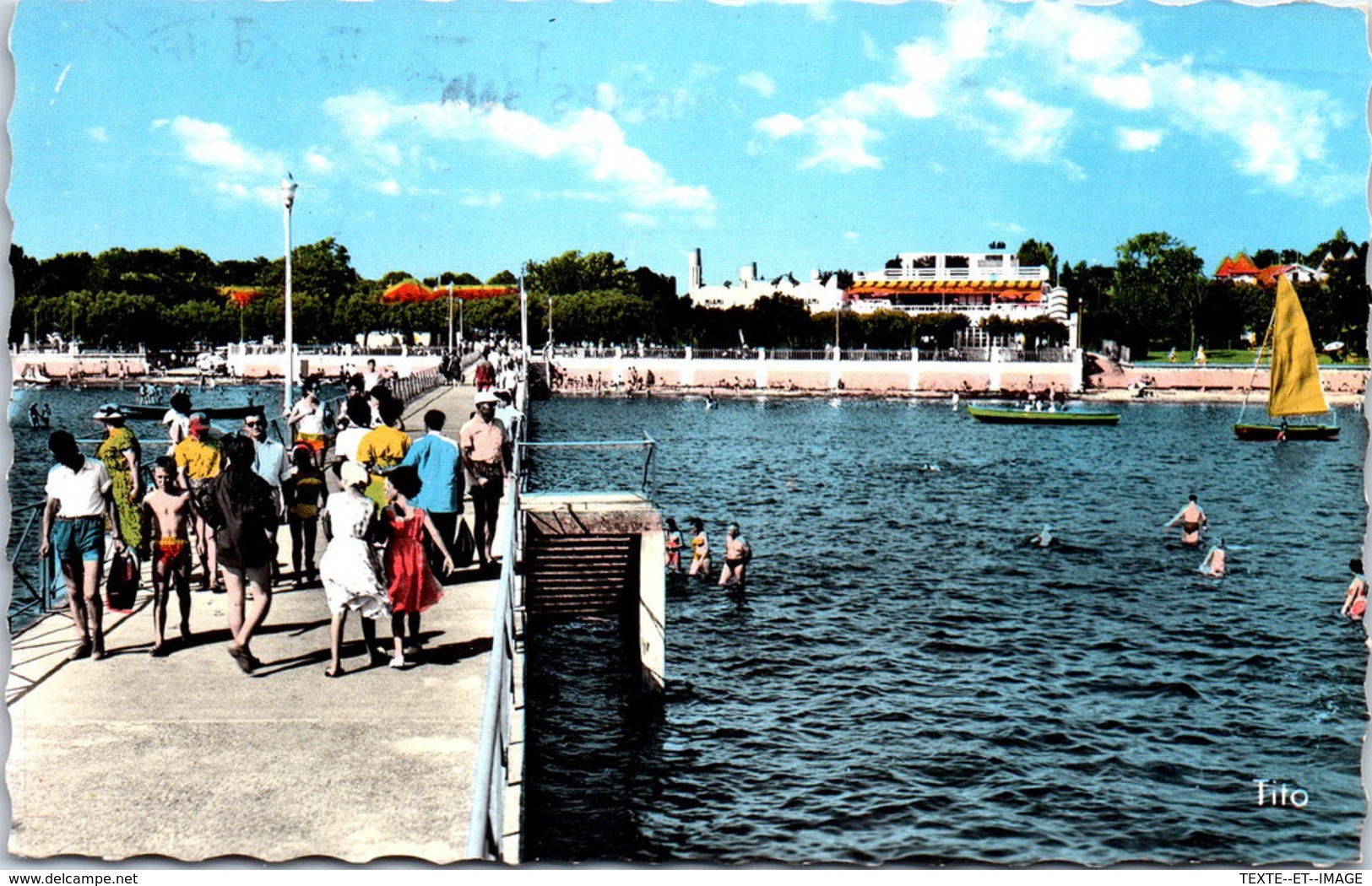 33 ANDERNOS LES BAINS - La Jetée, La Façade Du Casino - Andernos-les-Bains