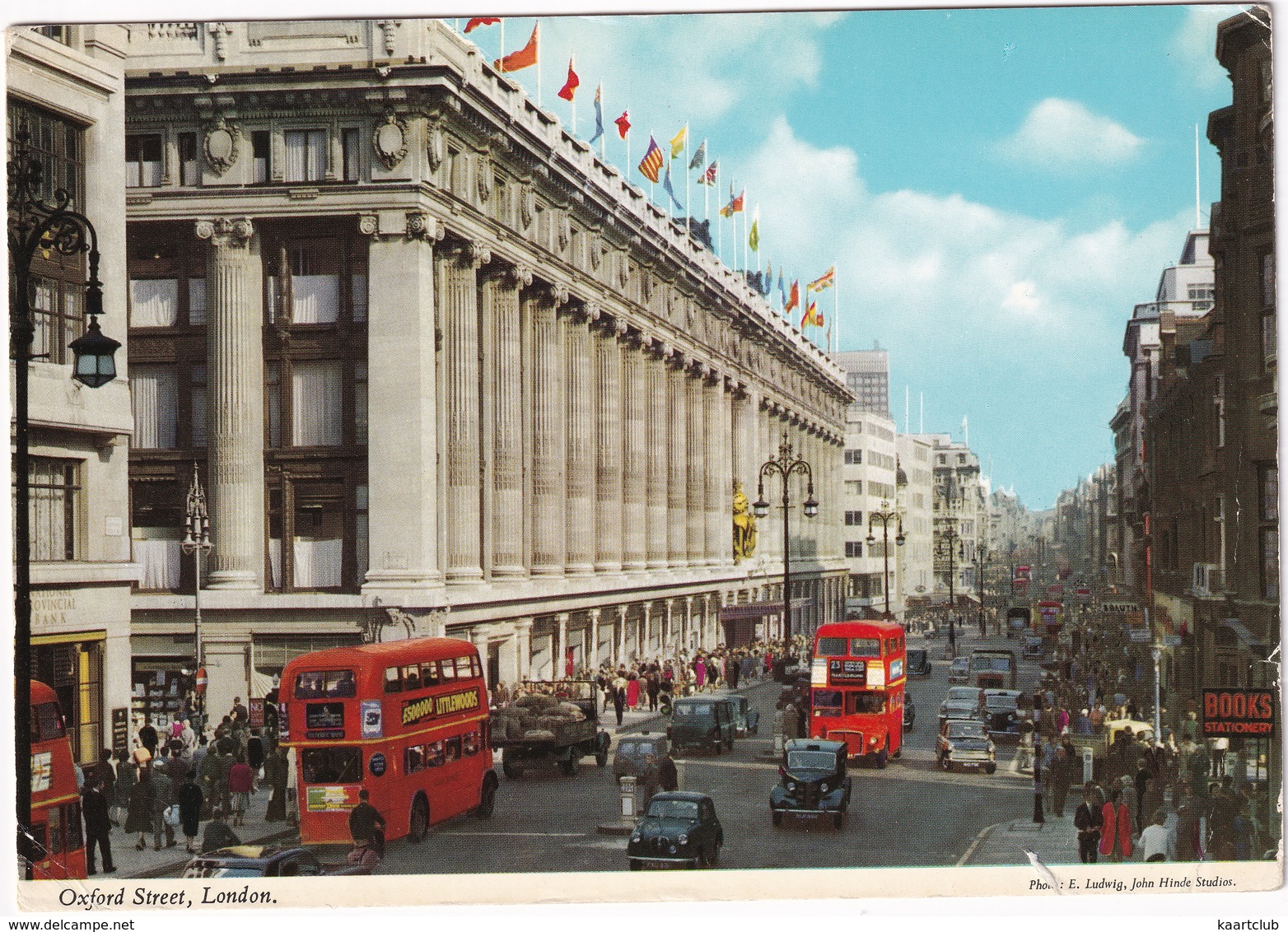 London: AUSTIN A30 SEVEN, FX3 TAXI, MORRIS OXFORD VI, LORRY, DOUBLE DECK BUSES - Oxford Street - Toerisme