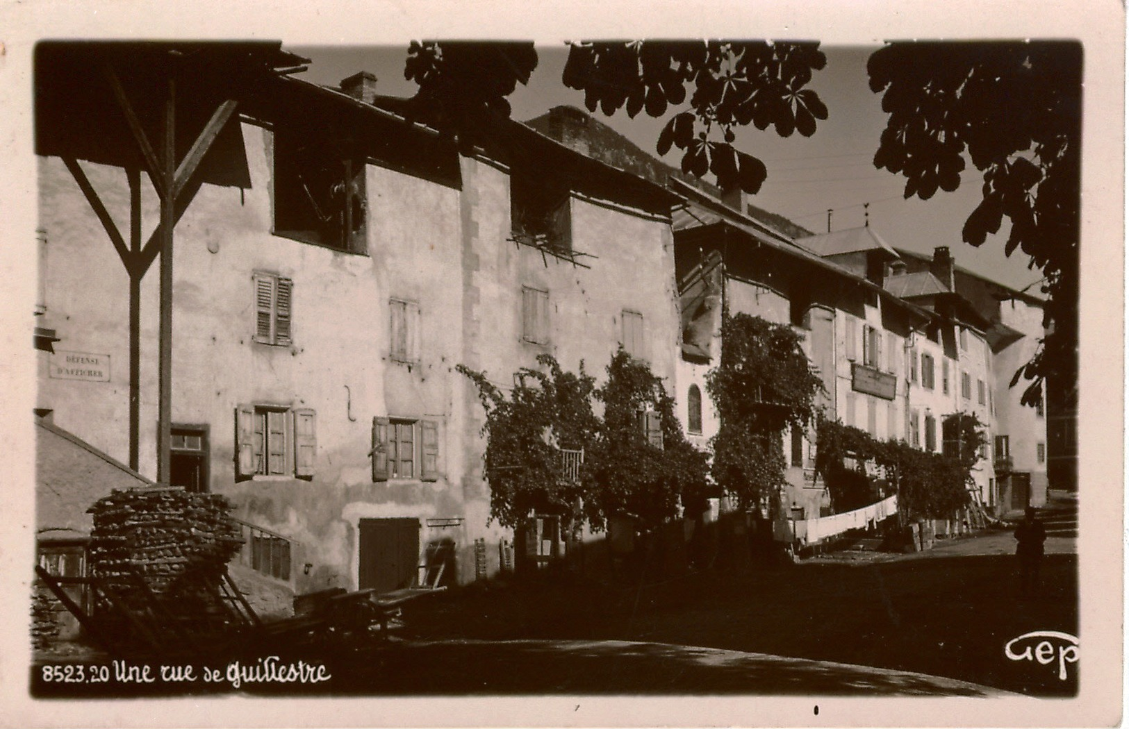 Cpsm / Carte-photo Une Rue De GUILLESTRE , Dos Vierge , TBE - Guillestre