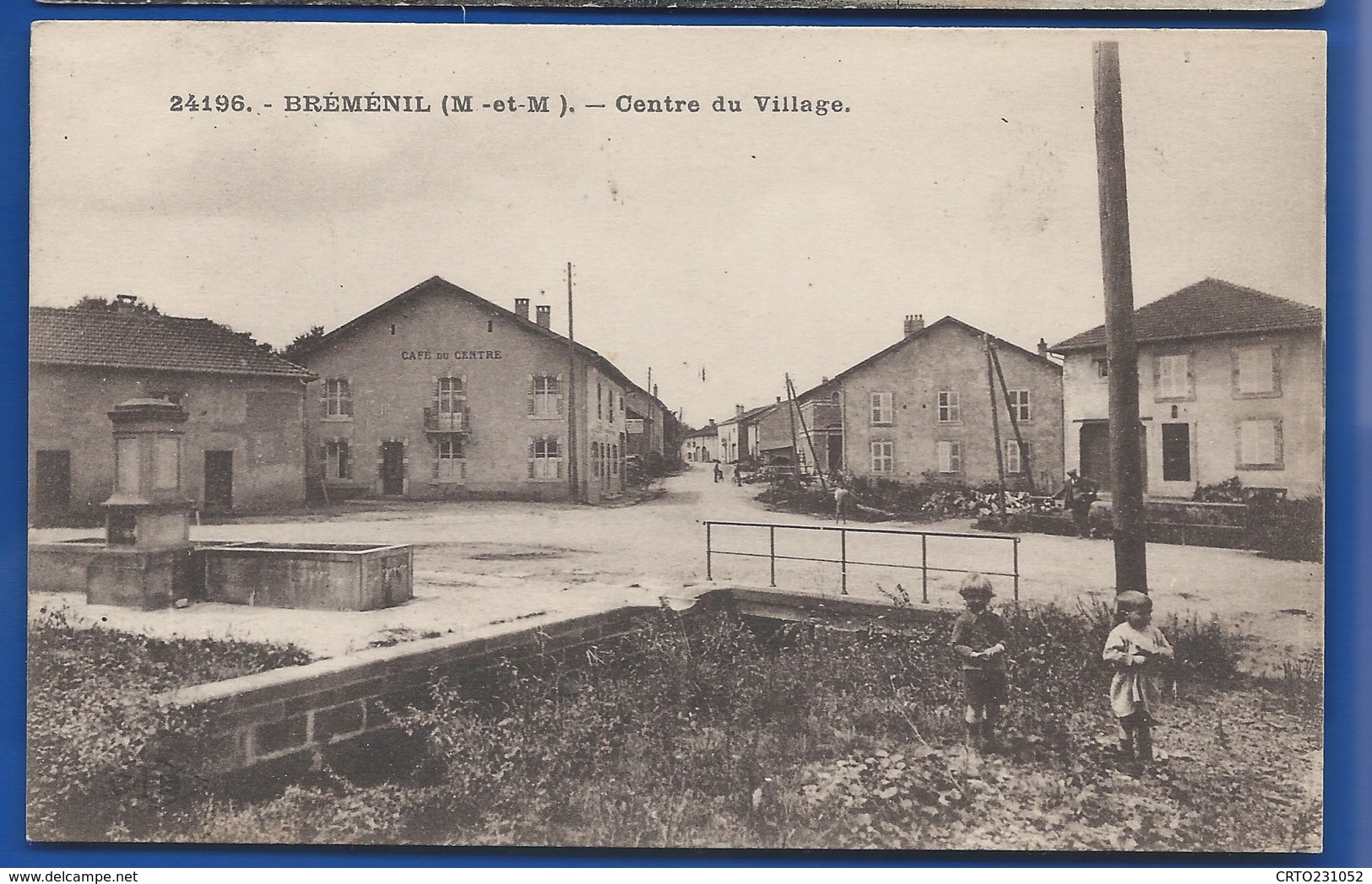 BREMENIL   Centre Du Village    Animées - Sonstige & Ohne Zuordnung