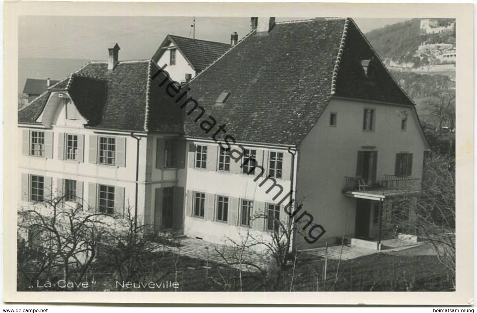 Neuveville - La Cave - Foto-AK - Verlag A. Acquadro Neuveville - Rückseite Beschrieben - La Neuveville