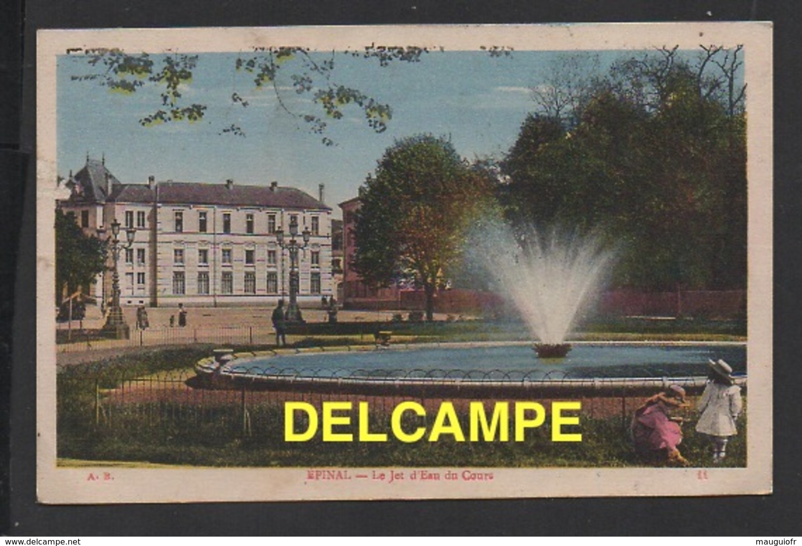 DD / 88 VOSGES / EPINAL / LE JET D' EAU DU COURS / ANIMÉE - Epinal