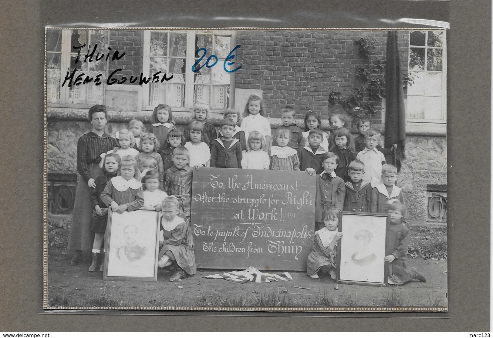 THUIN:  GEEN POSTKAART MAAR FOTO OP HARD KARTON-14,50 CM OP 10 CM -ECOLE COMMUNALE-SCHOOLFOTO 1914-19 - Thuin