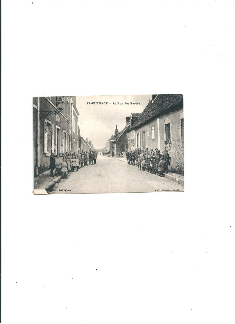 CPA ST ULPHAGE LA RUE DES ECOLES  TRES BELLE ANIMATION  ENFANTS 1944 - Autres & Non Classés