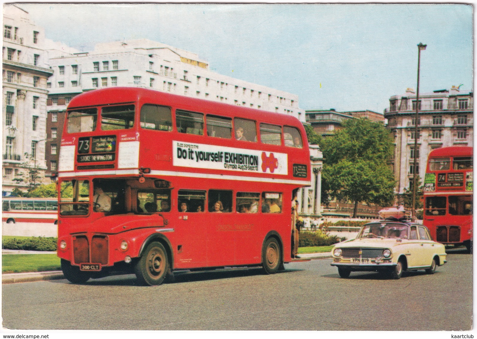 London: VAUXHALL VICTOR FB, AEC ROUTEMASTER DOUBLE DECK BUS - (Un Bus Londonien) - Toerisme