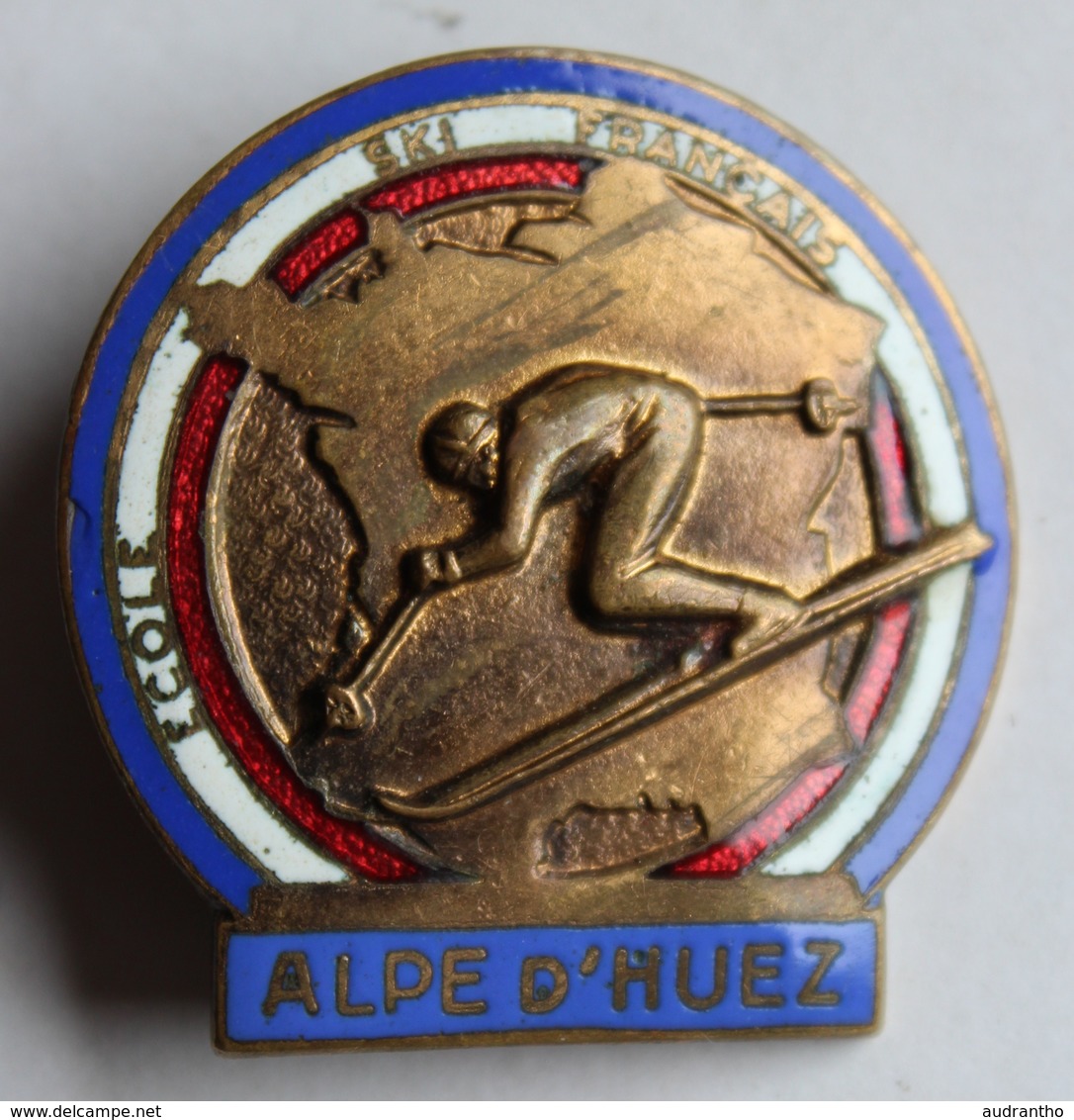 Bel Insigne Ancien émaillé Alpe D'Huez école Ski Français ESF A. Augis Lyon - Wintersport