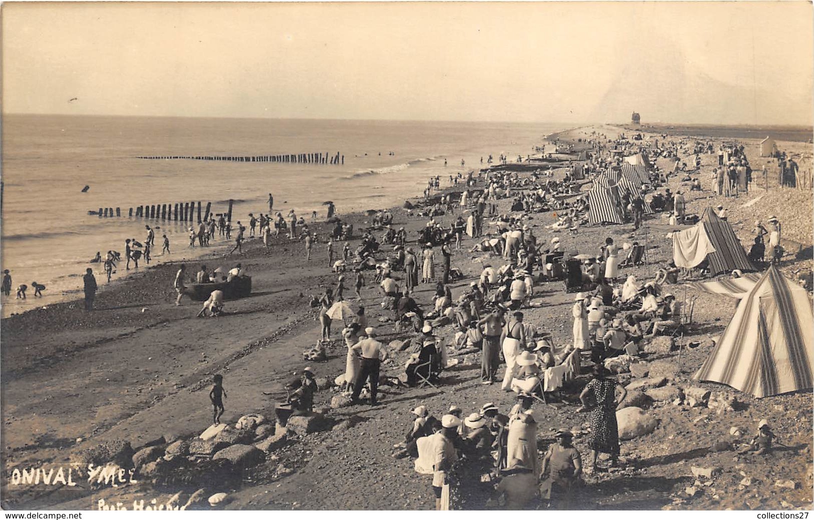 80-ONIVAL- SUR LA PLAGE CARTE-PHOTO - Onival