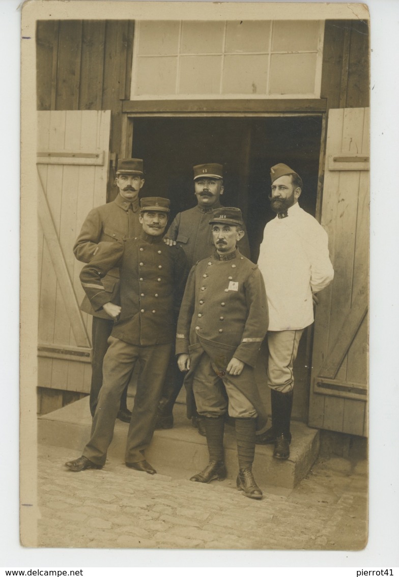 GUERRE 1914-18 - ALLEMAGNE - OHRDRUF I. THÜR - Carte Photo Militaires Français Prisonniers De Guerre Au Camp D'OHRDRUF - Guerre 1914-18