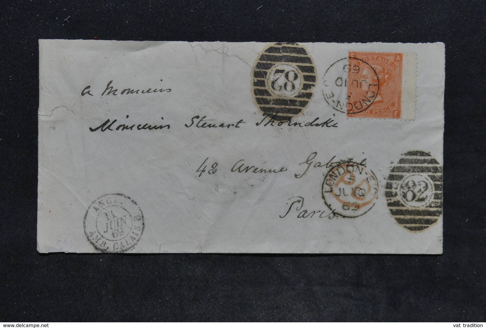 ROYAUME UNI - Enveloppe De Londres Pour Paris En 1869  , Affranchissement Plaisant ( Bdf ) - L 25811 - Marcofilia