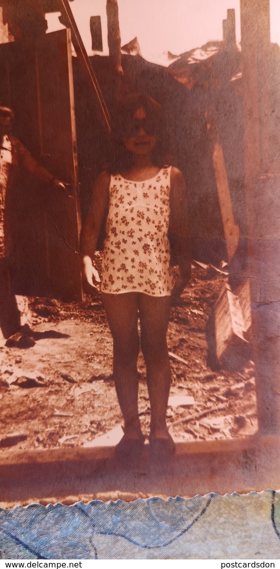 Little Girl  - Old Original Photo  - Childhood - Little Boy 1970s - Persone Anonimi