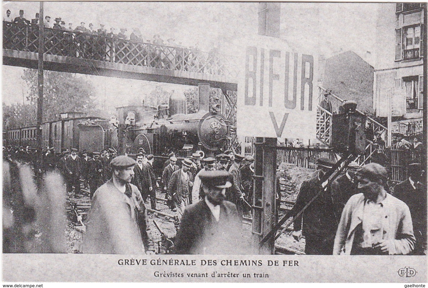 D1464 GREVE GÉNÉRALE DES CHEMINS DE FER - GRÉVISTES VENANT D’ARRÊTER UN TRAIN EN 1900 - Grèves