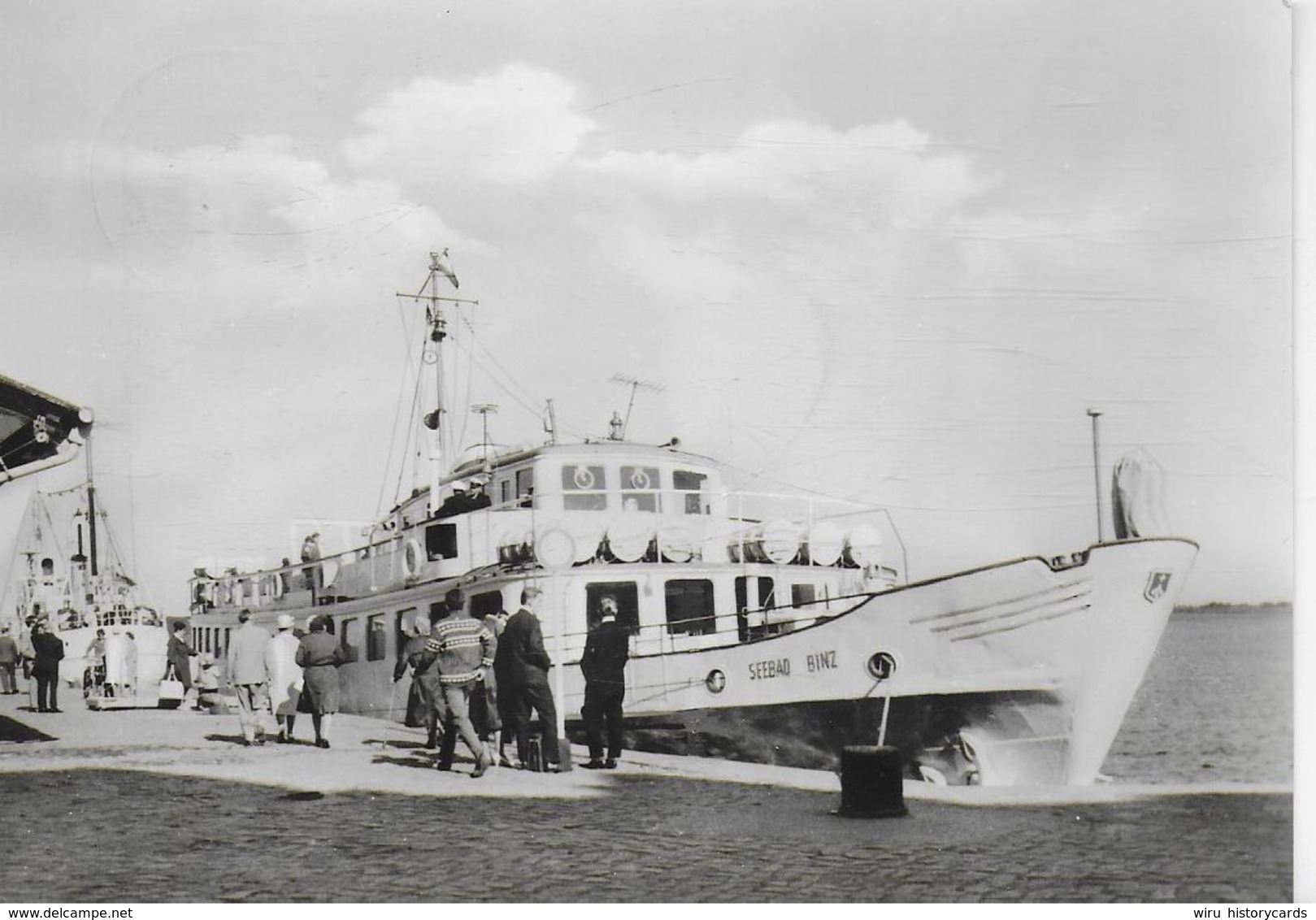 AK 0196  MS " Seebad Binz " / Ostalgie , DDR Um 1987 - Piroscafi