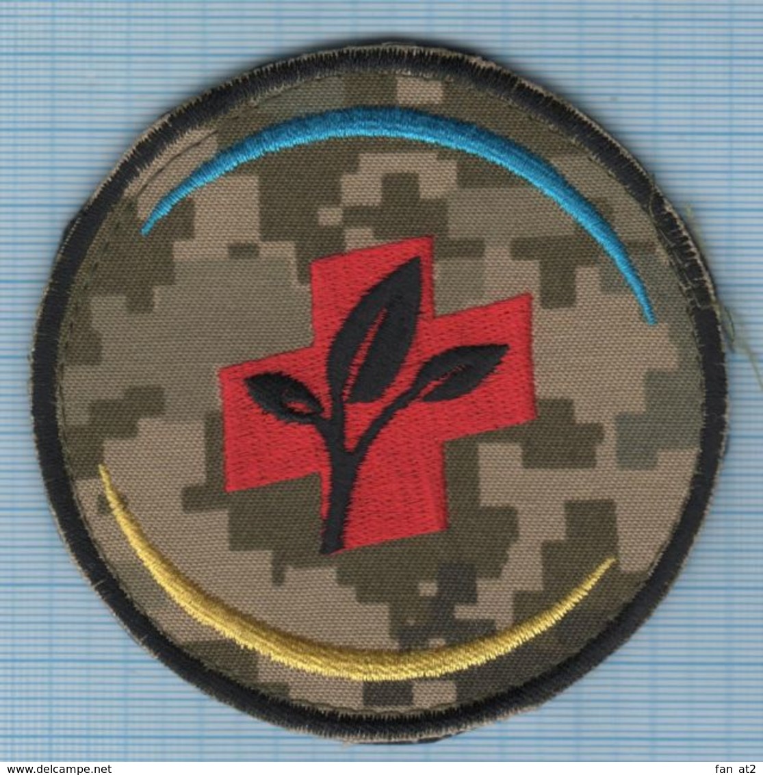 Ukraine / Patch, Abzeichen, Parche, Ecusson / Joint Forces Operation. Volunteers. The Medicine. Velcro. - Ecussons Tissu