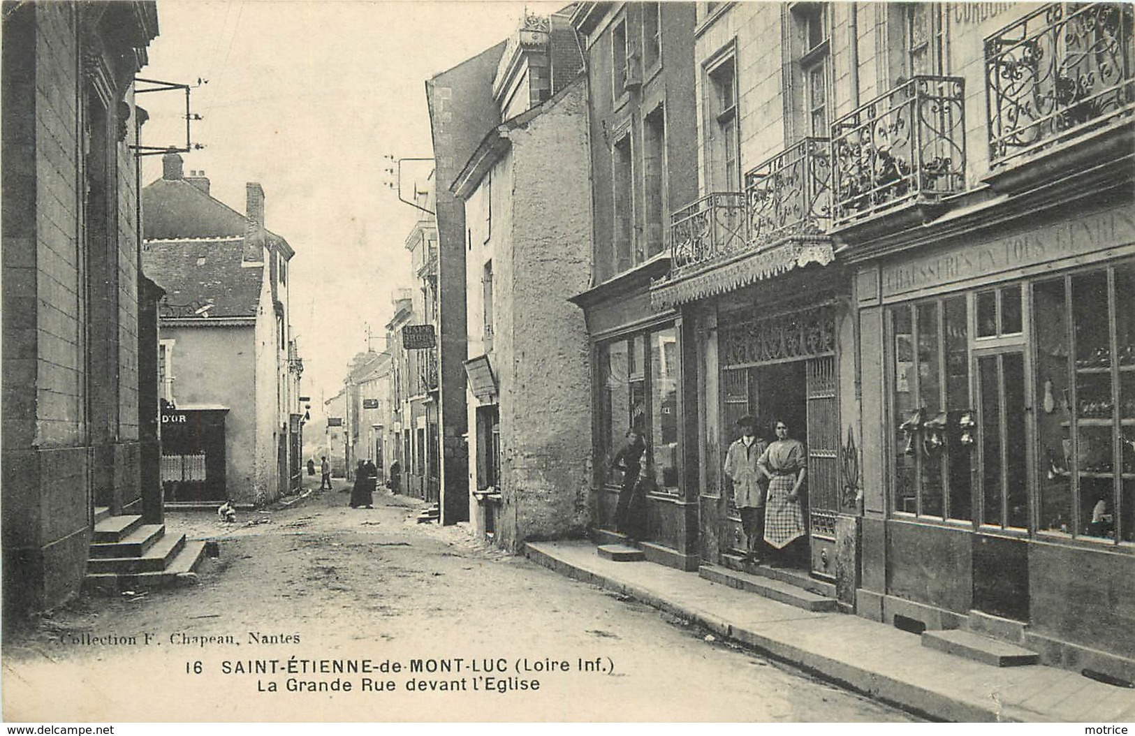 SAINT ETIENNE DE MONT LUC - La Grande Rue Devant L'église. - Saint Etienne De Montluc