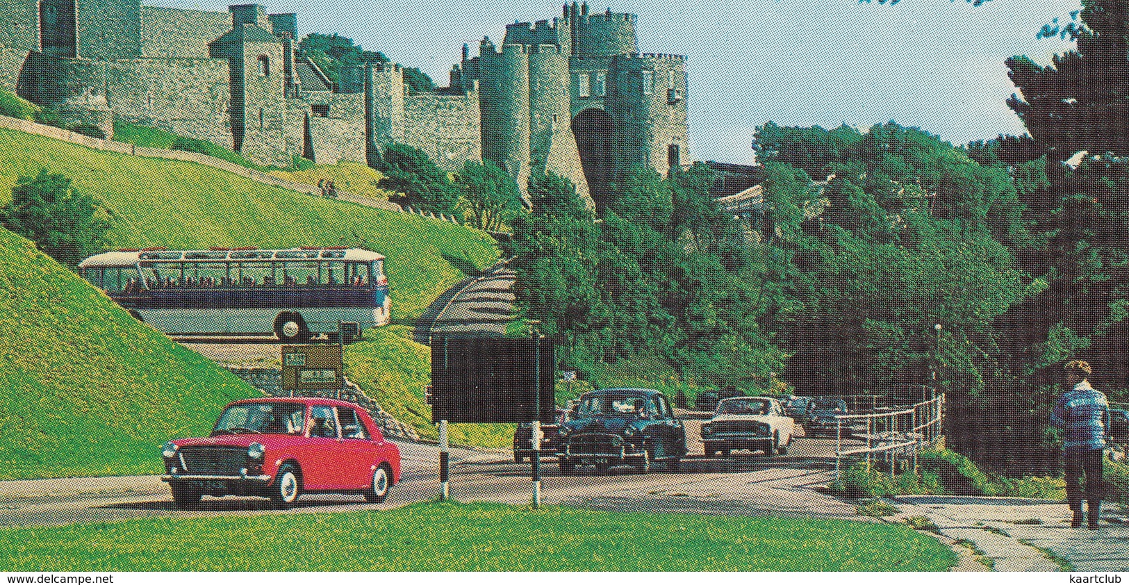 Kent: AUSTIN 1100, MINI, MORRIS OXFORD II, FORD ZEPHYR 4 MKIII, AUTOBUS/COACH - Dover Castle - Toerisme