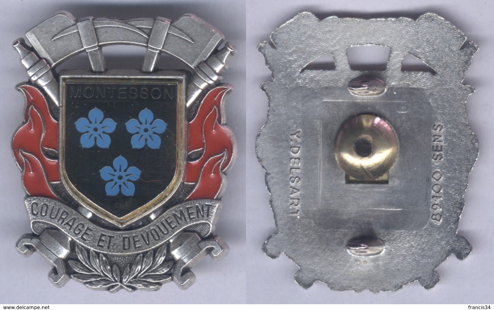 Insigne Du Corps Des Sapeurs Pompier De Montesson - Pompiers