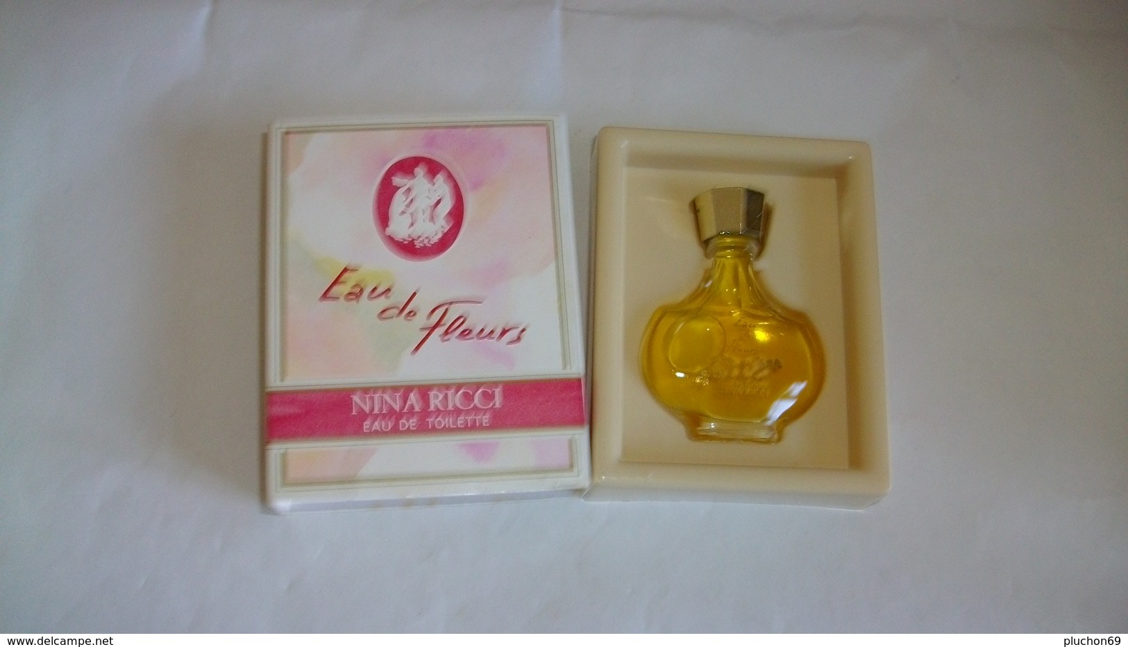 Miniature  NINA RICCI  " Eau De Fleurs  " Eau De Toilette Boite Ancien Modèle - Miniatures Womens' Fragrances (in Box)