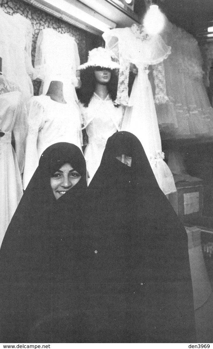 La Femme en IRAN - Magnifique série de 12 cp de la Photographe Alsacienne Christine SPENGLER, Agence Sygma