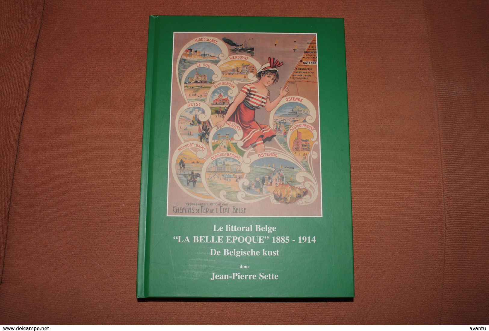 DE PANNE  / BOEK LA BELLE EPOQUE - Met Afbeeldingen Van Postkaarten Van Alle Kustgemeentes  370 Blz Tweetalig - Histoire