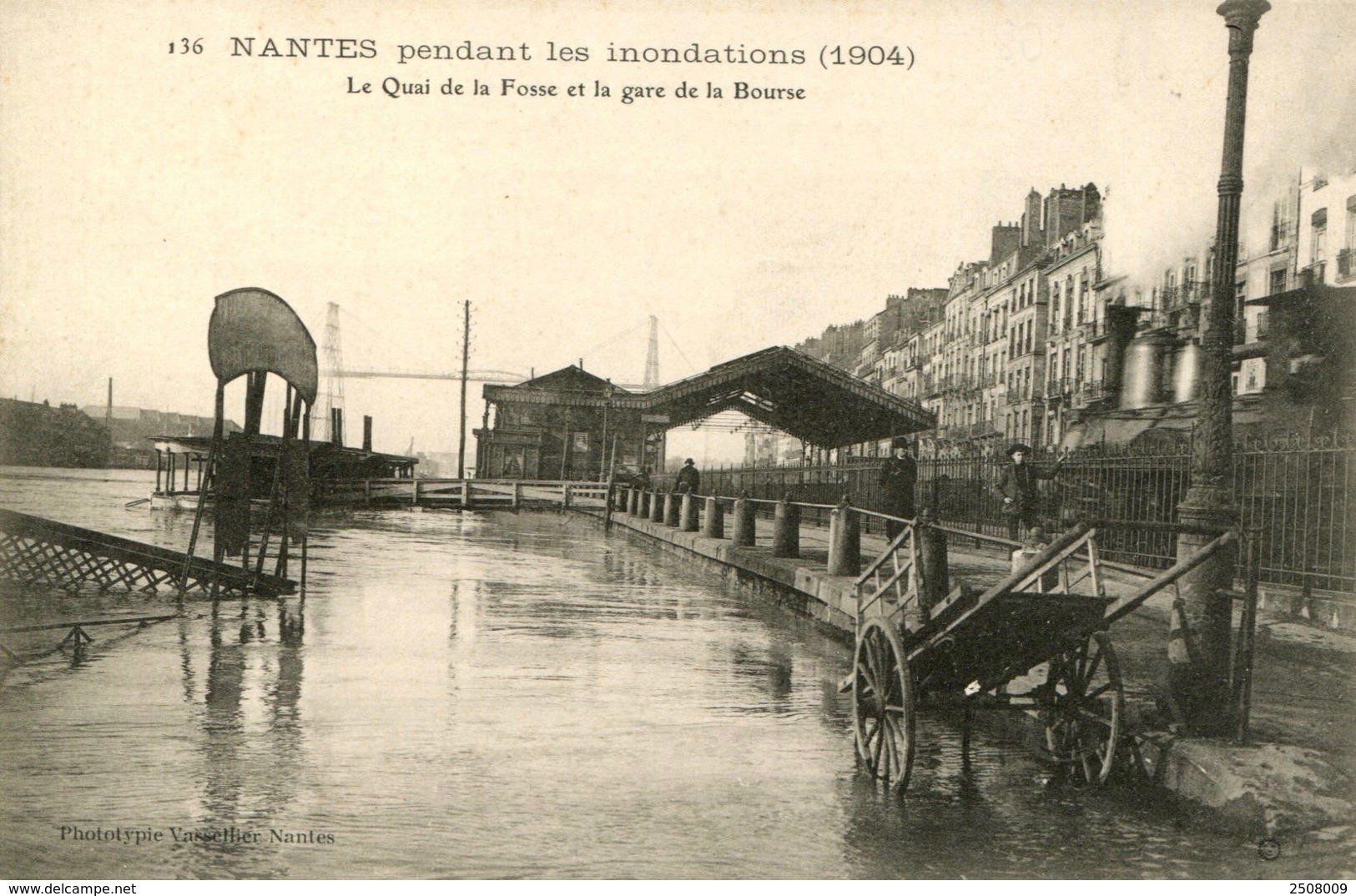 44- Nantes Pendant Les Inondations( 1904)"Le Quai De La Fosse Et La Gare De La Bourse" - Nantes