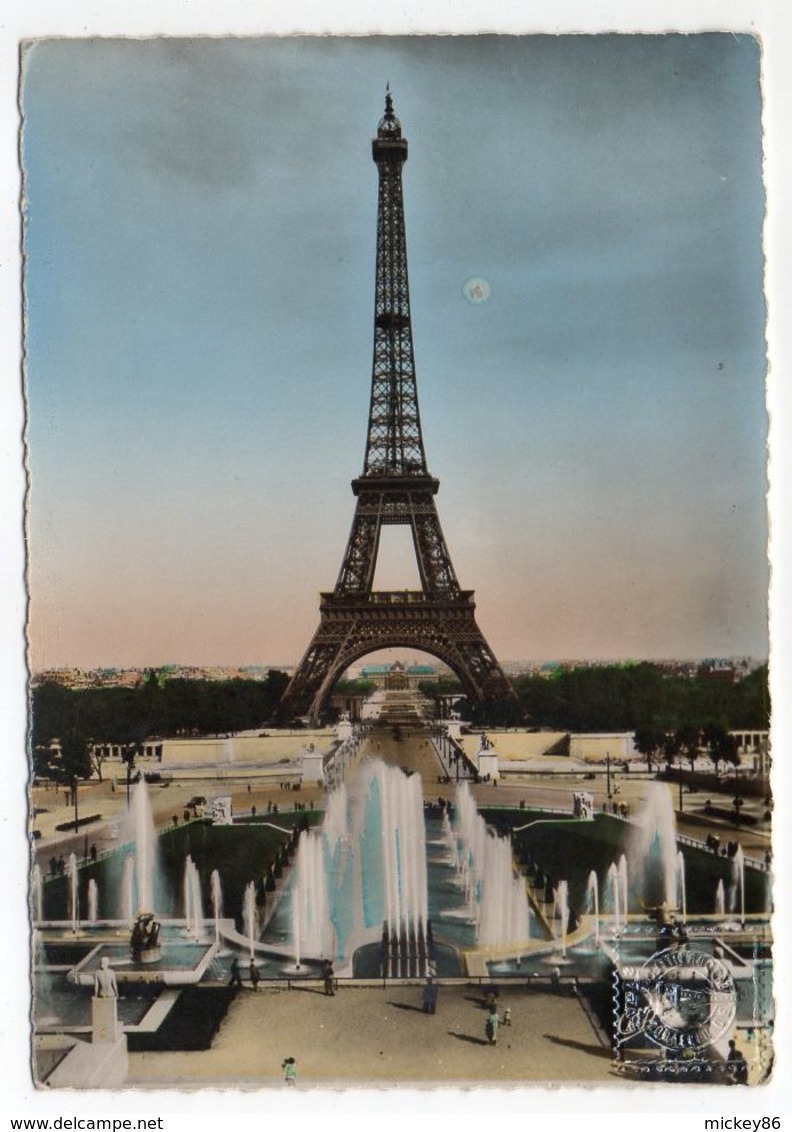 PARIS--1956--EMA  Souvenir Du Sommet De La Tour Eiffel Sur Cpsm 15 X 10  Tour Eiffel--* 08 - Machine N° K 0981 - EMA (Empreintes Machines à Affranchir)