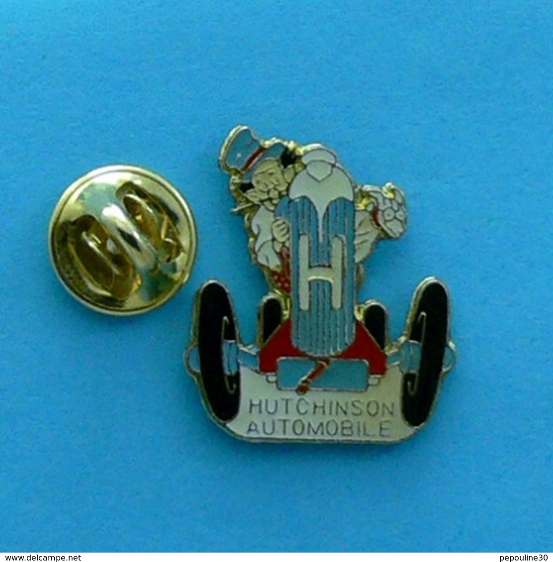 1 PIN'S //  ** HUTCHINSON / PNEU AUTOMOBILE / PLUS SOLIDE QUE L'ACIER ** - Autres & Non Classés