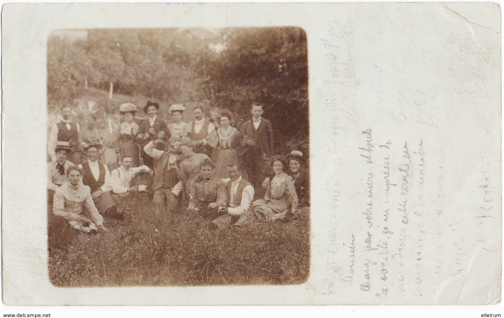 COLMAR (68) CARTE PHOTO.EXCURSION FAMILLE HUG. VINS SCHIRA-HUG à WALBACH-TURCKEIM ? 1902. A SITUER. - Colmar