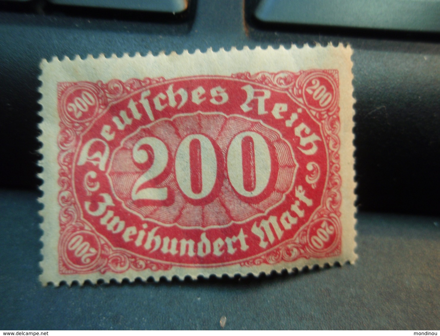 Timbre Deutsches Reich 1922. 200 Mark Non Oblitéré Avec Gomme - Ungebraucht