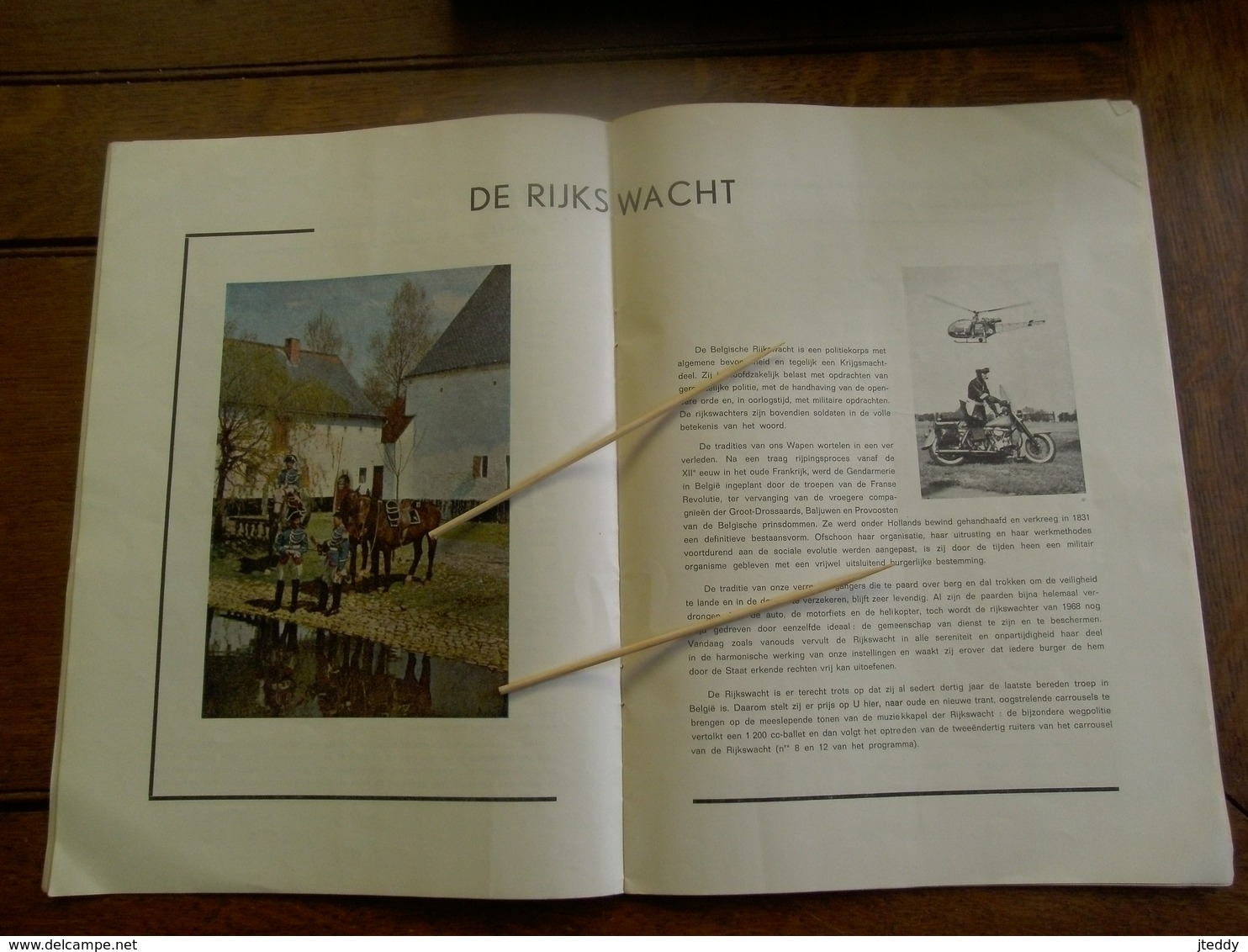 Boek MILITAIRE PARADE   1918 - 1968 In De F-Franse En  Nederlandse Taal - Andere & Zonder Classificatie