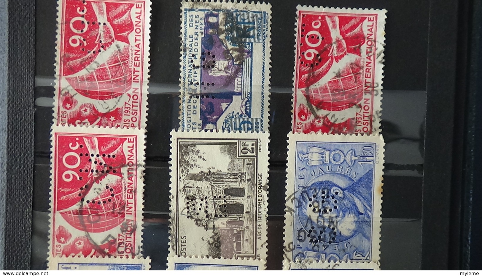 Très Bon Lot De 181 Timbres Perforés Oblitérés Divers Pays Dont France. A Voir Et à Saisir !!! - Collections (en Albums)