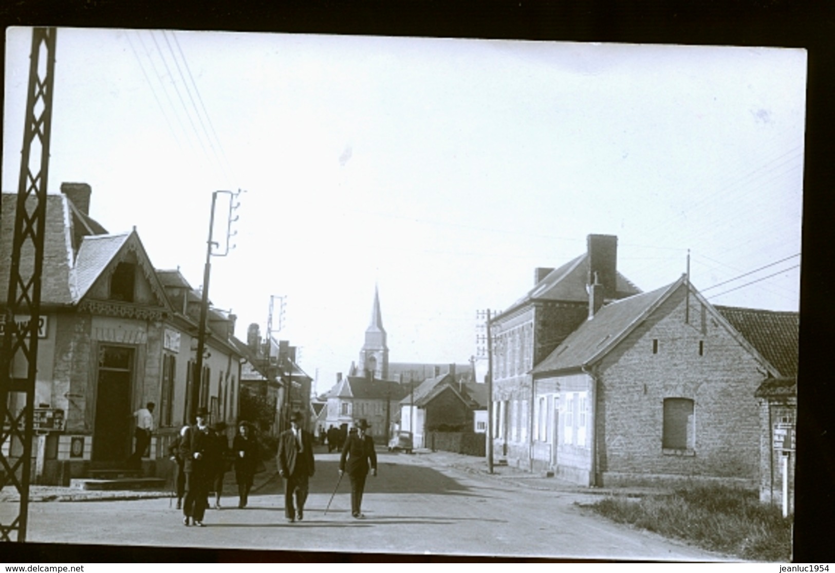 BEAUQUESNE CHAUSSEE DOULLENS PHOTO CARTE - Beauquesne