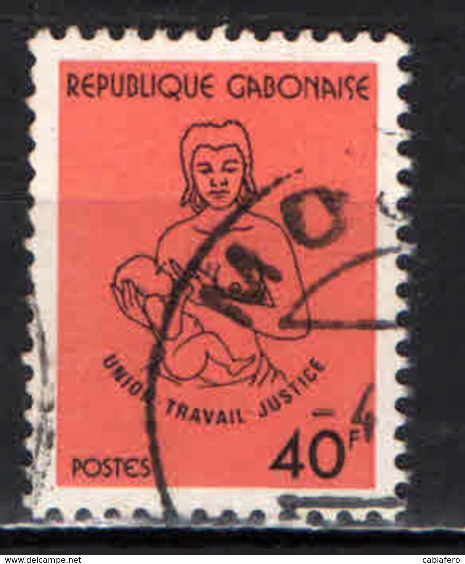 GABON - 1981 - UNITA' - LAVORO - GIUSTIZIA - MOTTO DELLA REPUBBLICA GABONESE - DONNA CHE ALLATTA - USATO - Gabon (1960-...)