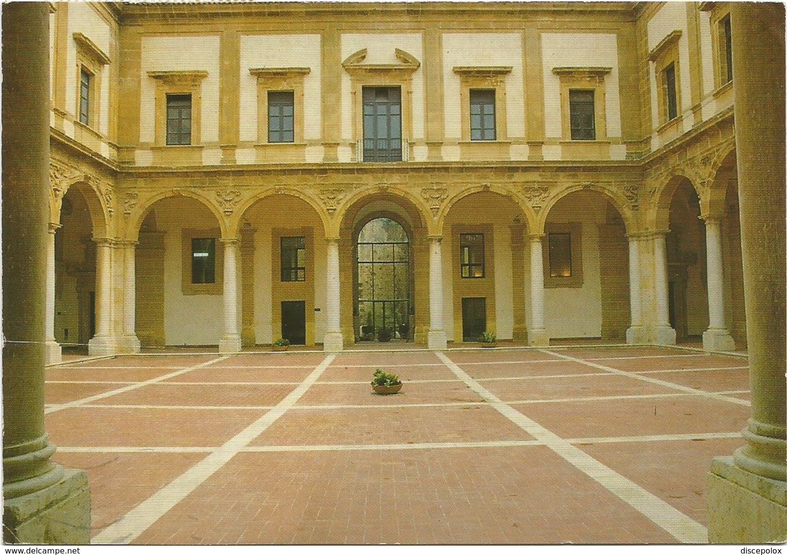 W2108 Mazara Del Vallo (Trapani) - Centro Polivalente - Cortile Interno / Viaggiata 1988 - Mazara Del Vallo