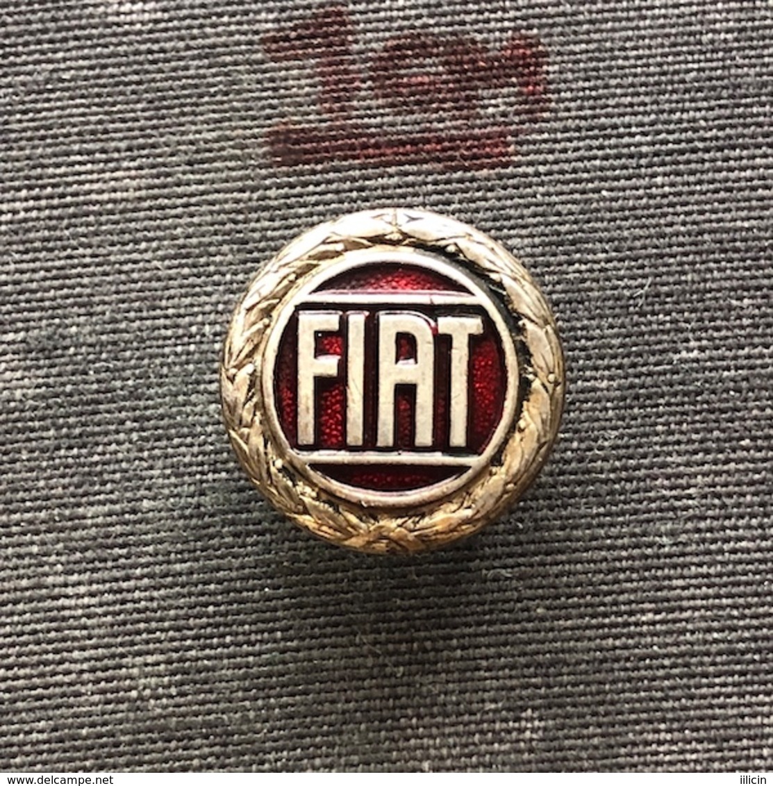 Badge Pin ZN008216 - Automobile (Car) Truck (Lastkraftwagen / Kamion) Tractor Fiat - Fiat