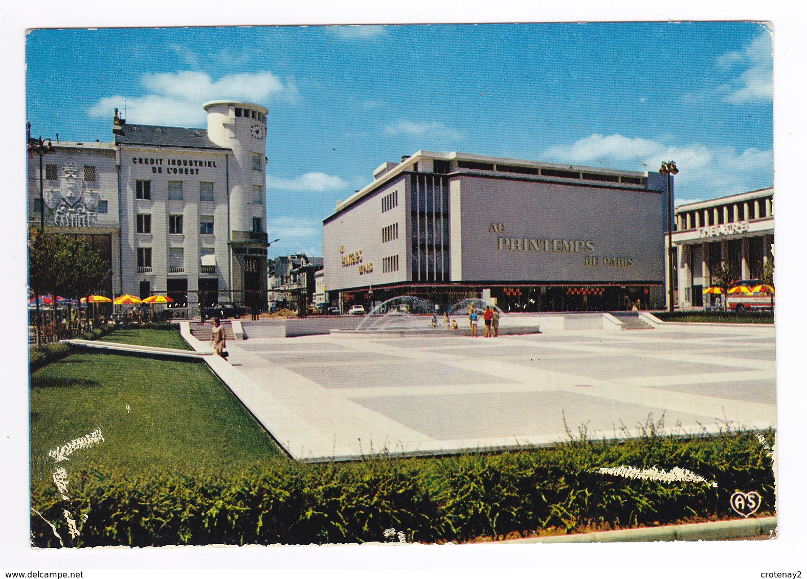 86 POITIERS N°143 Place Maréchal Leclerc Magasin Au Printemps De Paris Crédit Industriel De L'Ouest Théâtre - Poitiers