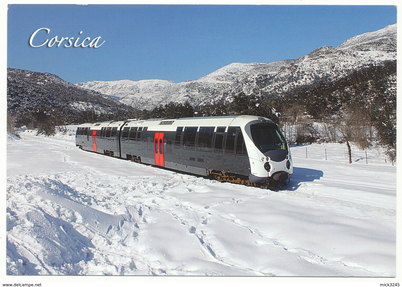 Autorail "AMG" Arrive En Gare De Barchetta (Corse) Dans La Neige - Treni