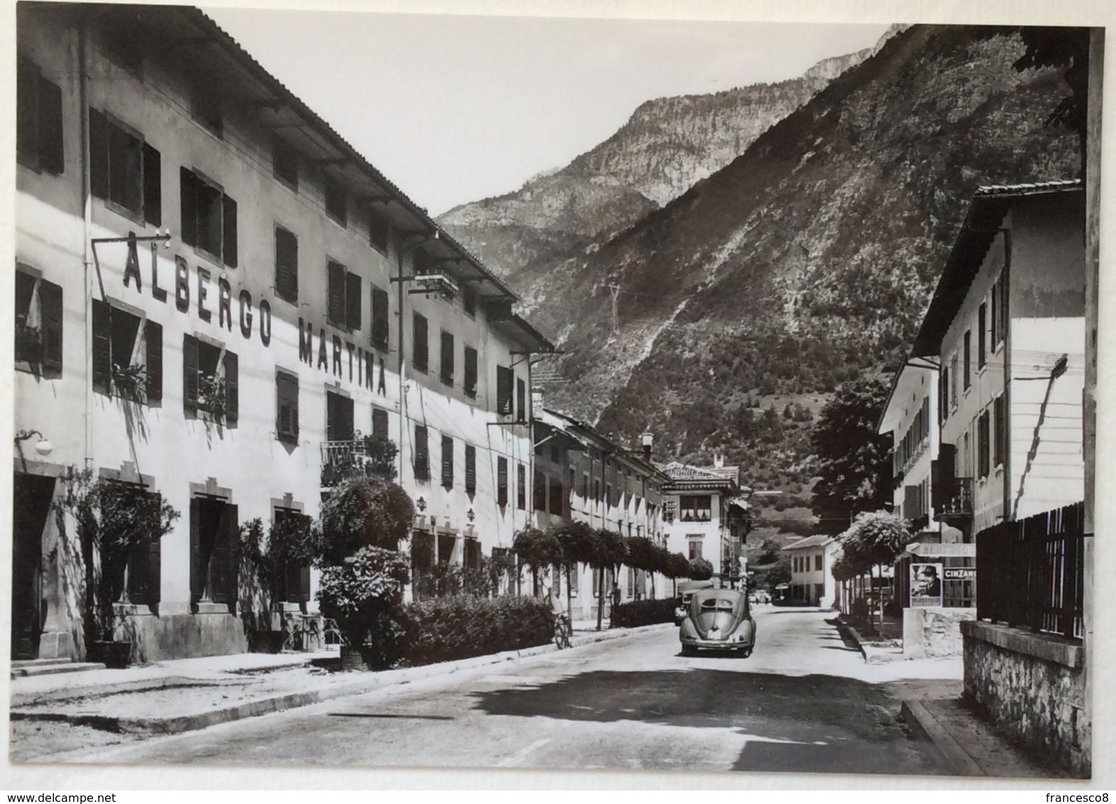 CHIUSAFORTE VIA ROMA  // VOLKSWAGEN  MAGGIOLINO  / Beetle / Albergo - Autres & Non Classés