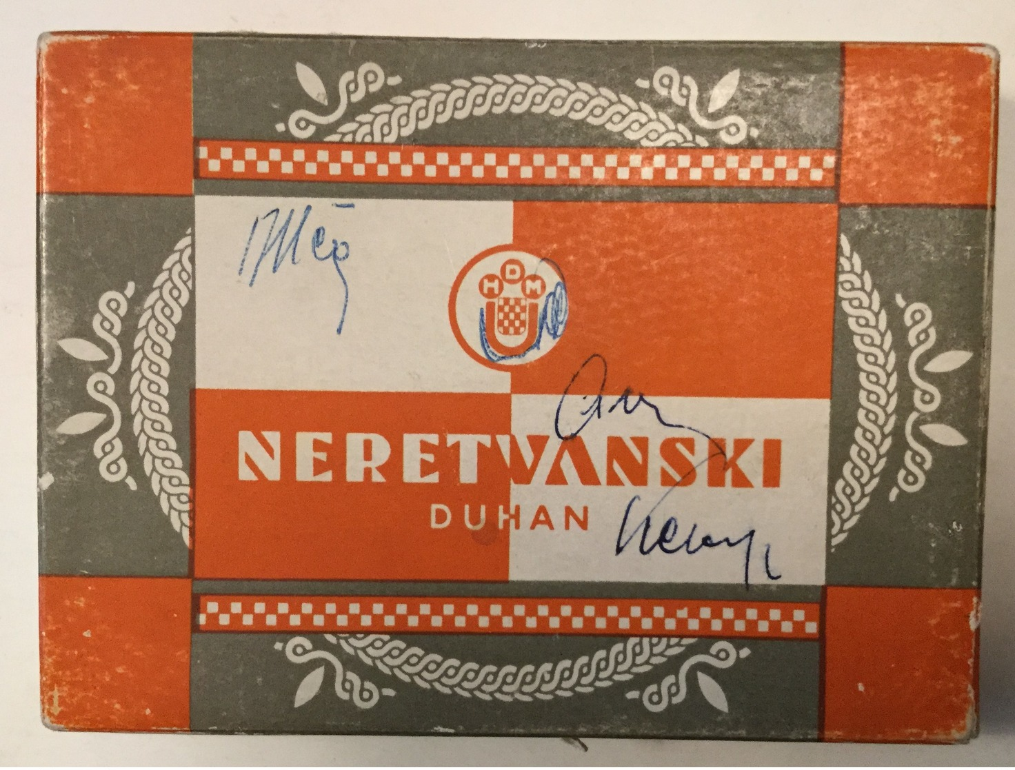 EMPTY  TOBACCO  BOX    CIGARETTES  NDH  NERETVANSKI  DUHAN   CROATIA WWII.  HRVATSKI DRZAVNI MONOPOL - Schnupftabakdosen (leer)