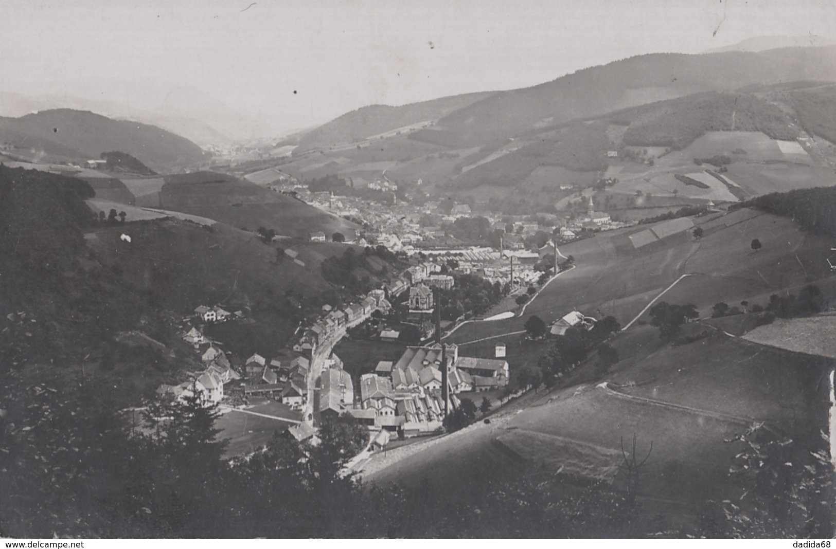 CARTE PHOTO ALLEMANDE - GUERRE 14-18 - VOGESEN (MARKIRCH) - VOSGES - VUE SUR LA VILLE - USINES LACOUR - Weltkrieg 1914-18