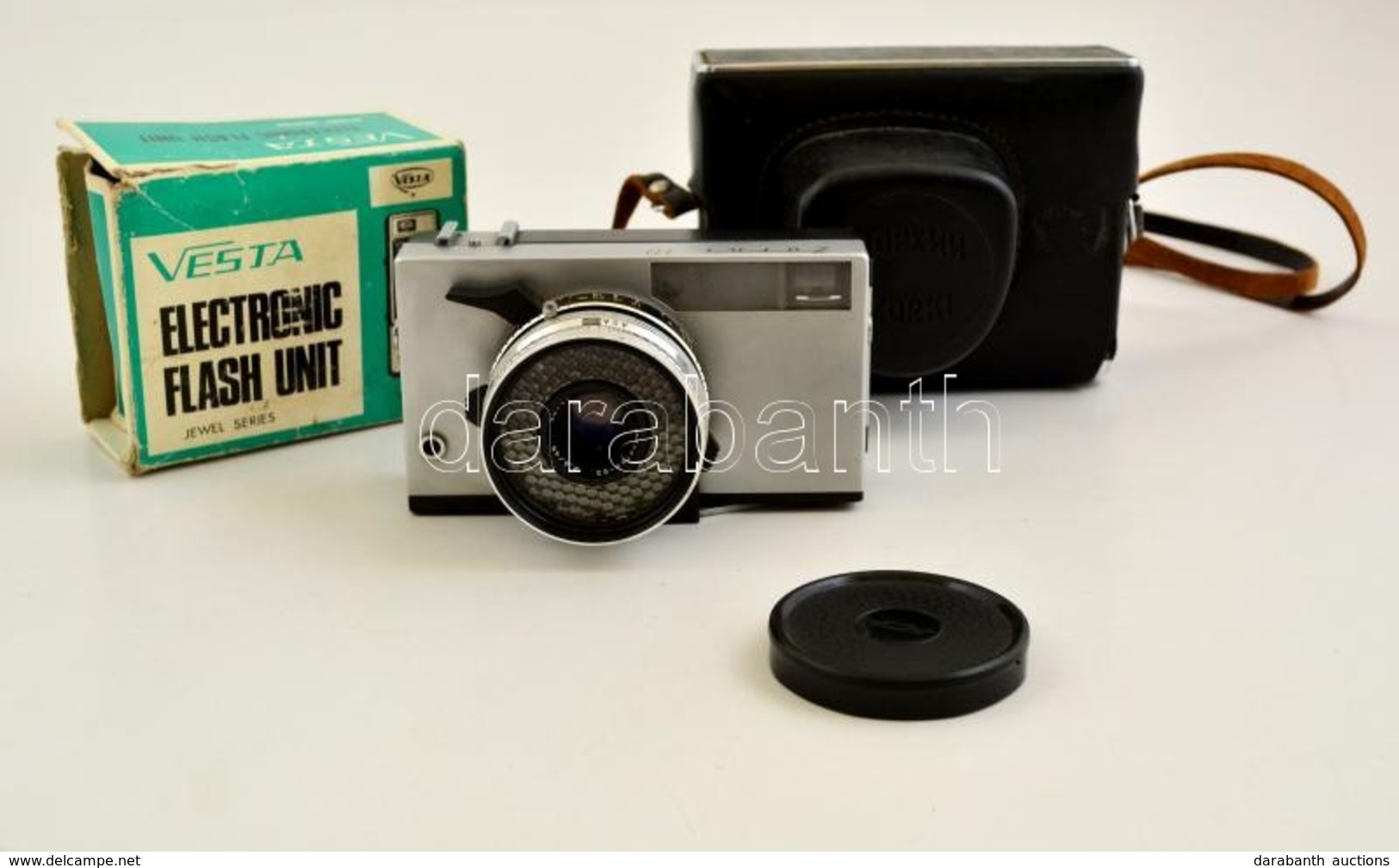 Zorki (Zorkij) 10 Távmérős Fényképezőgép, Industar-63 45mm F/2.8 Objektívvel, Eredeti Bőr Tokjában, Működőképes, Szép ál - Cameras