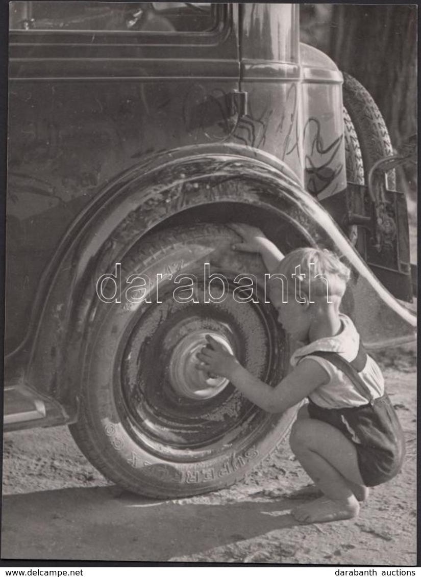 1938 Osoha László: Of Different Vintage, Pecséttel Jelzett Vintage Fotóművészeti Alkotás, Kiállítási Emlékjeggyel, 22x16 - Andere & Zonder Classificatie