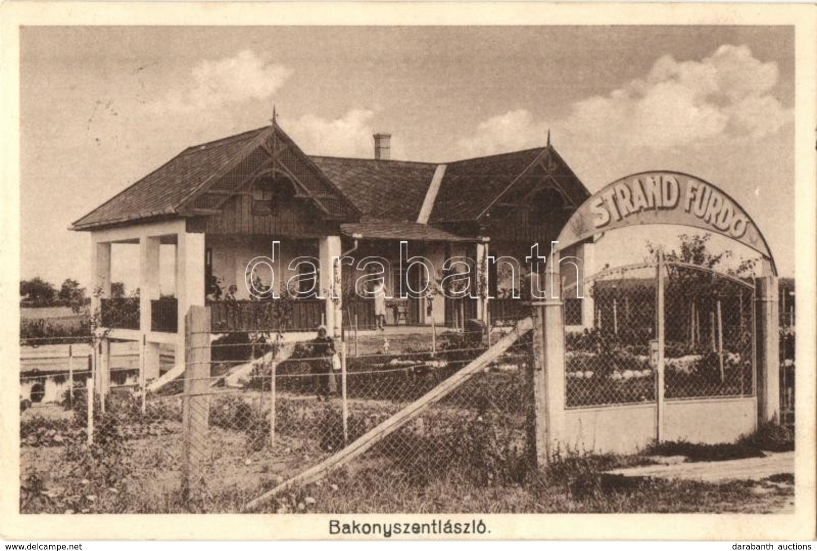 T2 1931 Bakonyszentlászló, Strandfürdő, Bejárat - Non Classés