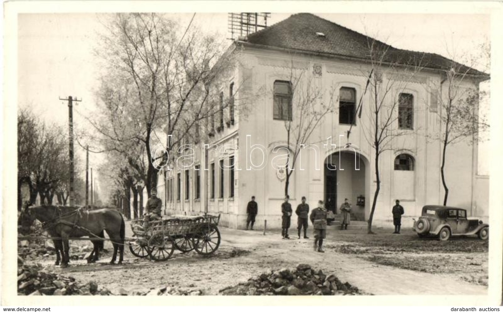 T2/T3 Újverbász, Verbász, Novi Vrbas; Magy. Kir. Posta, Katonák, Automobil. Kiadja Garamszeghy Pál / Post Office, Soldie - Unclassified