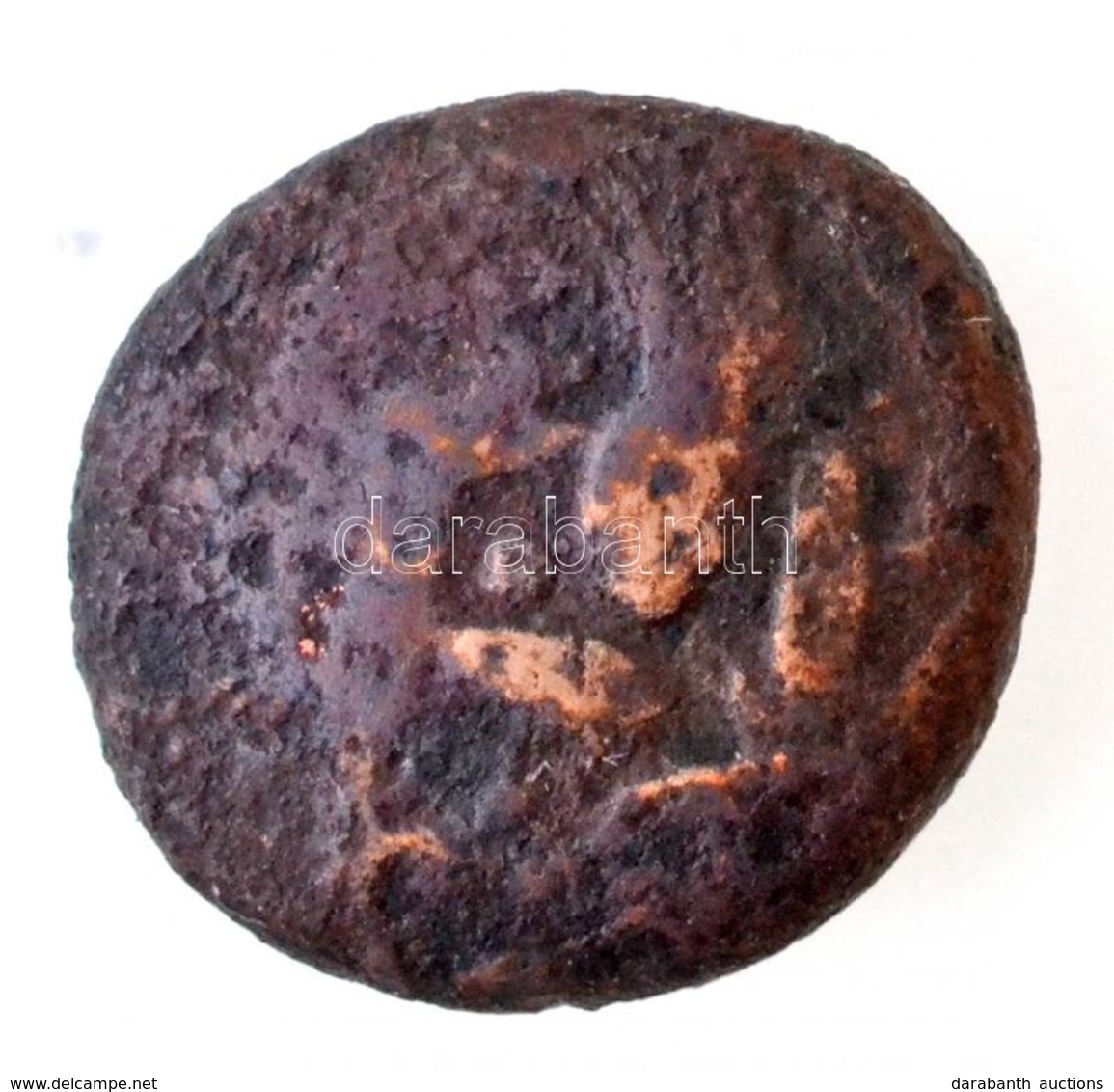 Boszporosz Kr. E. ~IV-III. Század Bronzpénz (1,66g) T:3
Bosporos ~4th-3rd Century BC Bronze Coin (1,65g) C:F - Unclassified